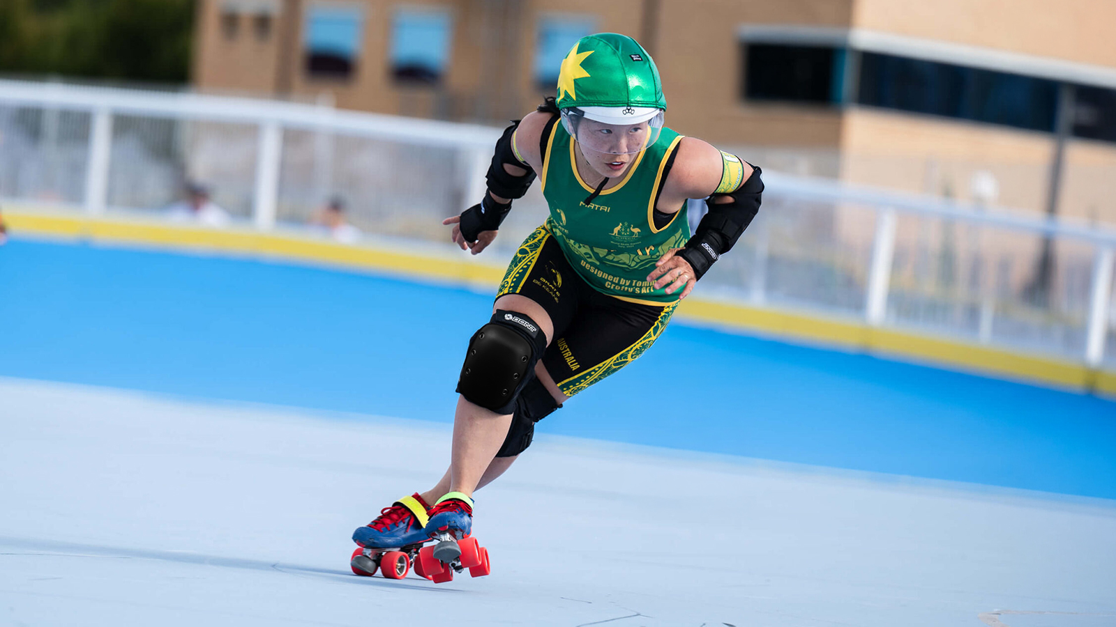 Shorty in roller skates